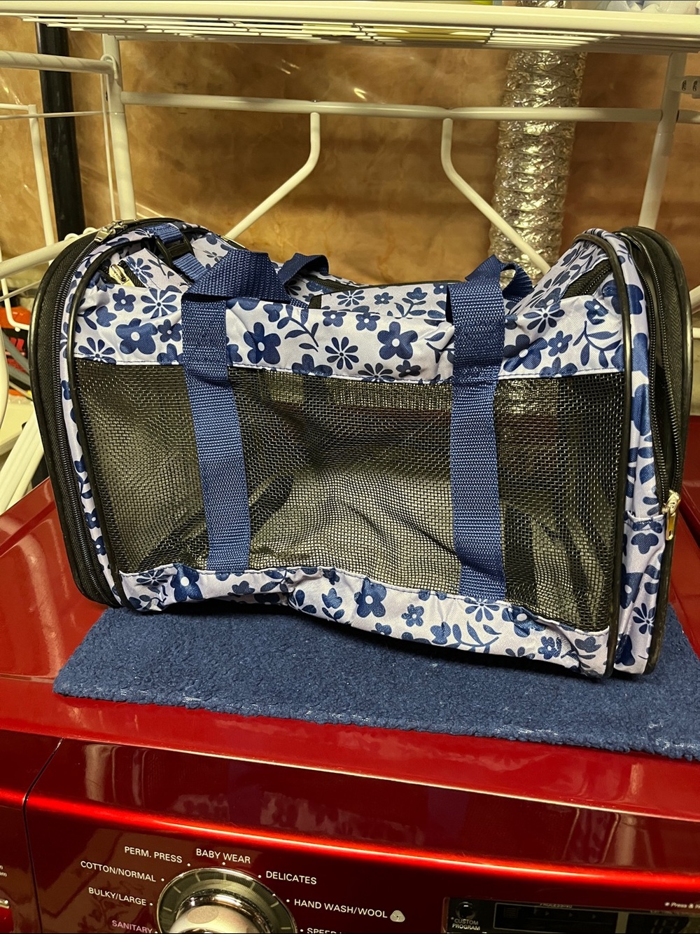 Cat Carrier or Small Dog Foldable Bag Blue Floral Mesh Has Condition Issues
